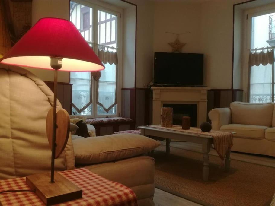 Centre Cauterets, Appartement 72M2 Pr 7 Personnes Eksteriør bilde