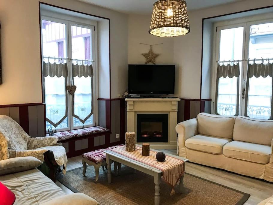 Centre Cauterets, Appartement 72M2 Pr 7 Personnes Eksteriør bilde